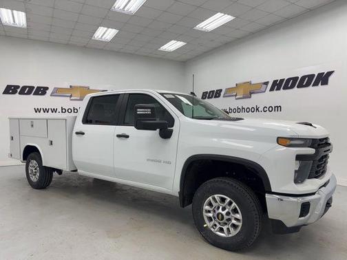 Summit White 2026 Chevrolet Silverado 2500 WT
