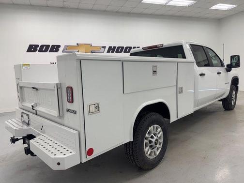 Summit White 2026 Chevrolet Silverado 2500 WT