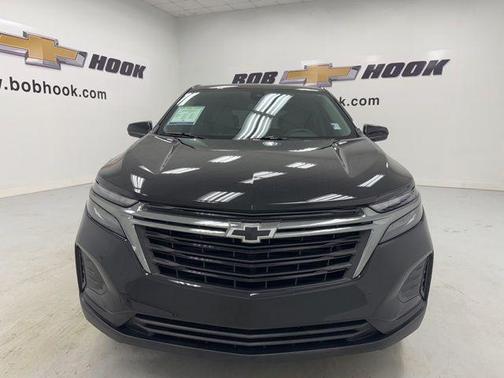 Mosaic Black Metallic 2024 Chevrolet Equinox LS