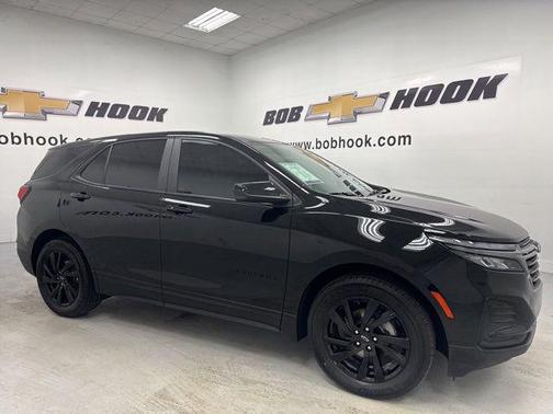 Mosaic Black Metallic 2024 Chevrolet Equinox LS