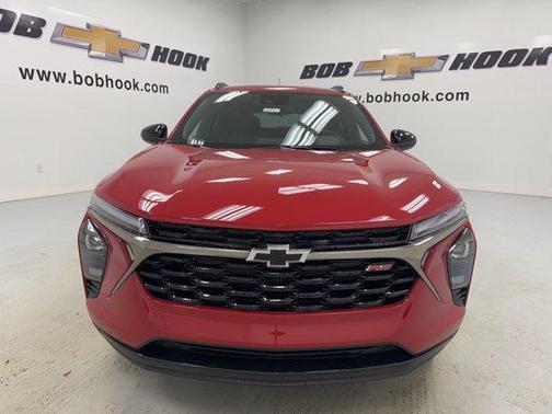 Apex Red 2026 Chevrolet Trax FWD 2RS