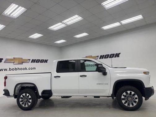2025 Chevrolet Silverado 2500 Custom