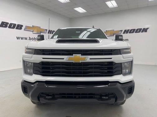 2025 Chevrolet Silverado 2500 Custom