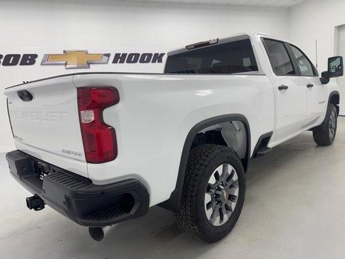 2025 Chevrolet Silverado 2500 Custom