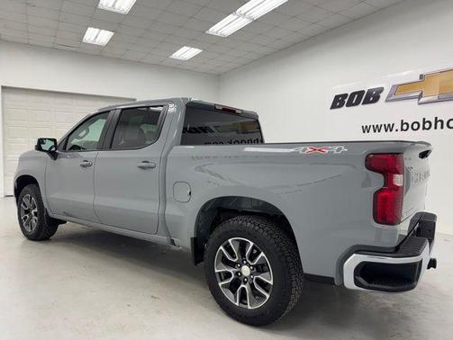 Slate Gray Metallic 2024 Chevrolet Silverado 1500 LT
