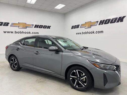 Gun Metallic 2024 Nissan Sentra SV