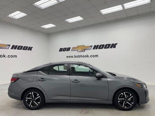 Gun Metallic 2024 Nissan Sentra SV