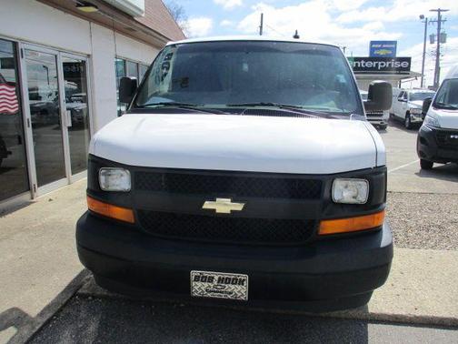 Summit White 2017 Chevrolet Express 3500 Work Van