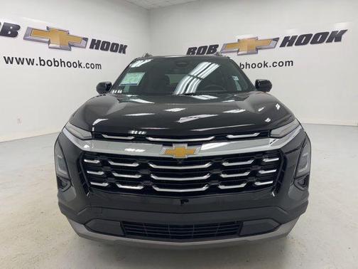 Mosaic Black Metallic 2025 Chevrolet Equinox 1LT