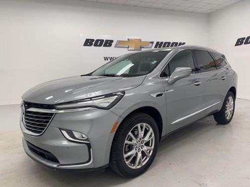 Moonstone Gray Metallic 2023 Buick Enclave Essence FWD