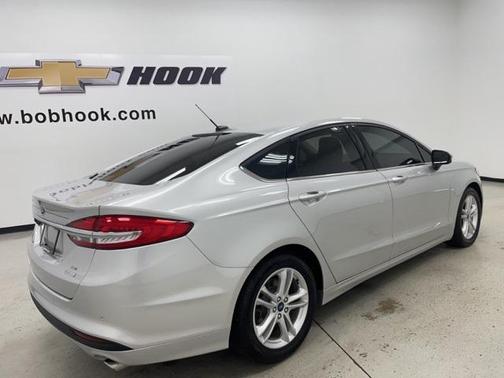 INGOT SILVER 2018 Ford Fusion SE