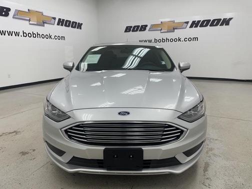 INGOT SILVER 2018 Ford Fusion SE
