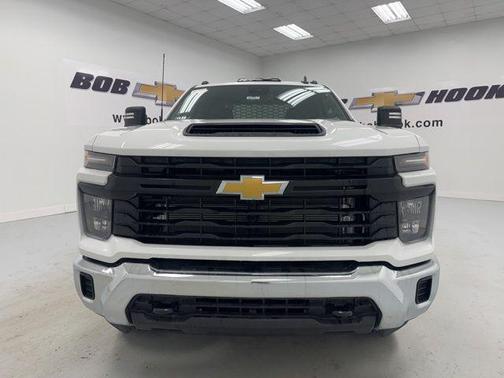 Summit White 2025 Chevrolet Silverado 3500 WT