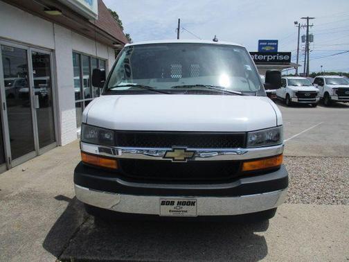 Summit White 2024 Chevrolet Express 2500 Work Van