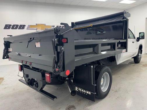 Summit White 2026 Chevrolet Silverado 3500 WT
