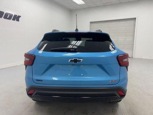Marina Blue Metallic 2026 Chevrolet Trax FWD 2RS