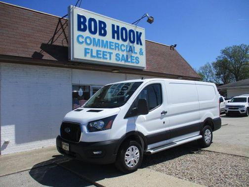 OXFORD WHITE 2024 Ford Transit-250 Base