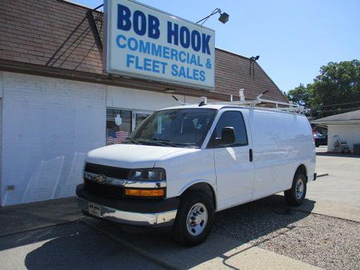 Summit White 2019 Chevrolet Express 2500 Work Van