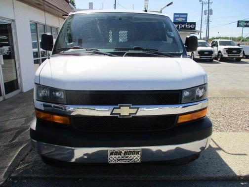 Summit White 2019 Chevrolet Express 2500 Work Van