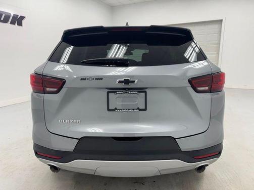 Sterling Gray Metallic 2024 Chevrolet Blazer 2LT