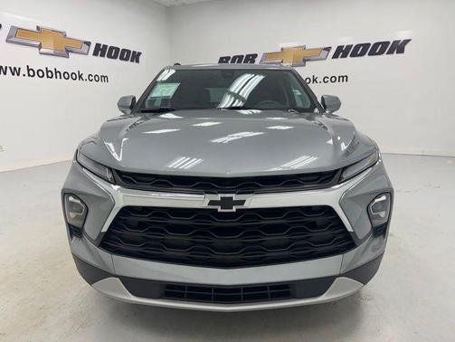 Sterling Gray Metallic 2024 Chevrolet Blazer 2LT