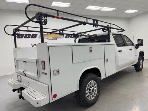 Summit White 2026 Chevrolet Silverado 2500 WT