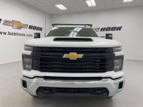 Summit White 2026 Chevrolet Silverado 2500 WT