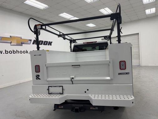 Summit White 2026 Chevrolet Silverado 2500 WT