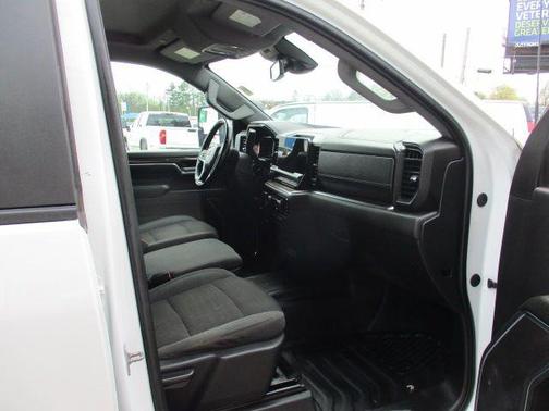 Summit White 2024 Chevrolet Silverado 2500 LT