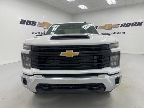 2025 Chevrolet Silverado 2500 WT