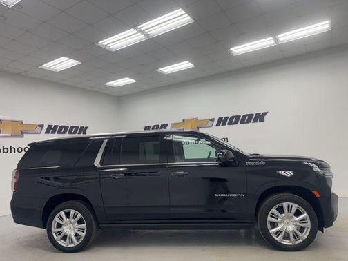 Black 2024 Chevrolet Suburban 4WD High Country
