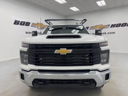 Summit White 2025 Chevrolet Silverado 3500 WT