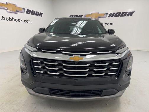 Mosaic Black Metallic 2026 Chevrolet Equinox 1LT