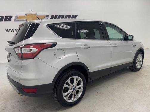 INGOT SILVER METALLIC 2017 Ford Escape SE