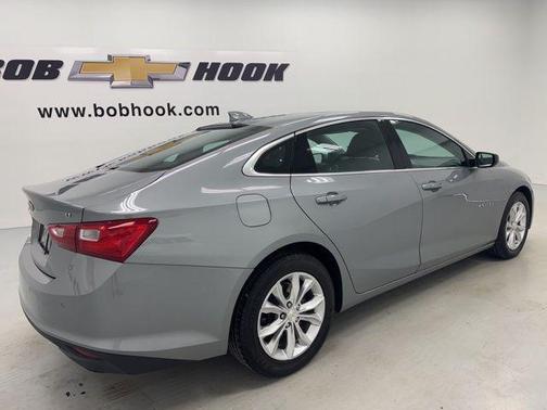 Sterling Gray Metallic 2024 Chevrolet Malibu FWD 1LT