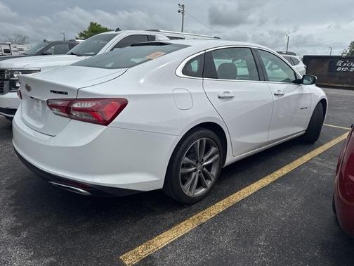 2022 Chevrolet Malibu Premier