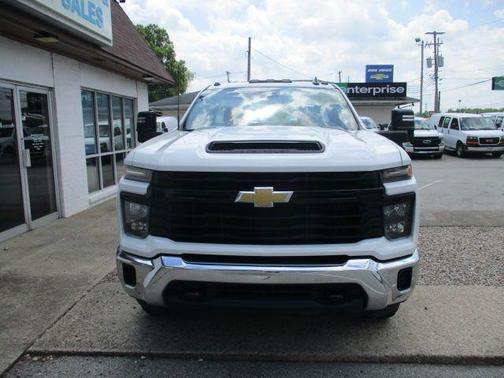 Summit White 2024 Chevrolet Silverado 3500 WT