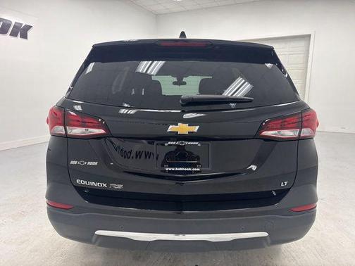 Mosaic Black Metallic 2024 Chevrolet Equinox 1LT