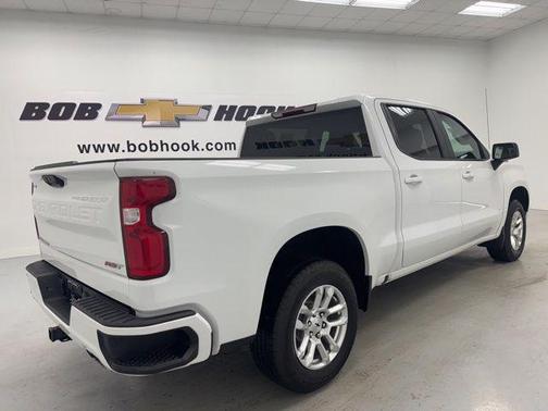 Summit White 2022 Chevrolet Silverado 1500 RST