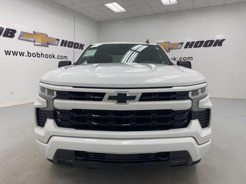 Summit White 2022 Chevrolet Silverado 1500 RST