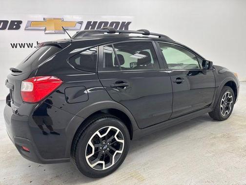 Crystal Black Silica 2017 Subaru Crosstrek 2.0i Premium