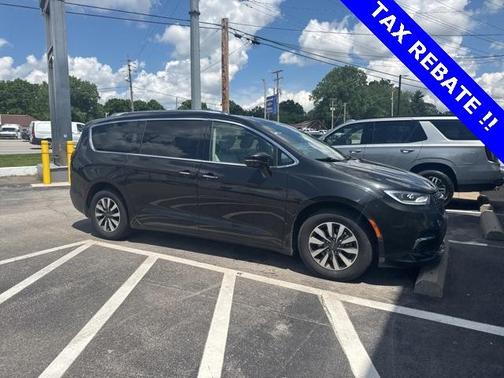2021 Chrysler Pacifica Hybrid Touring L