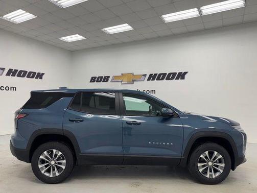 Lakeshore Blue Metallic 2026 Chevrolet Equinox 1LT