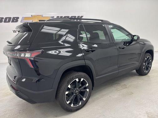 Mosaic Black Metallic 2026 Chevrolet Equinox AWD RS