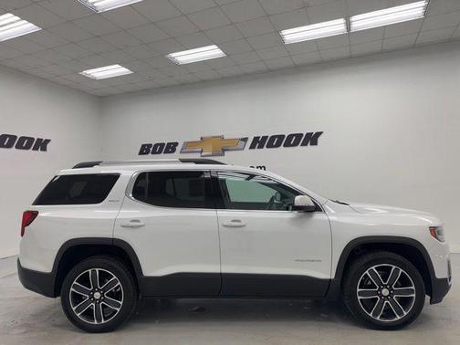 White Frost Tricoat 2023 GMC Acadia FWD SLT