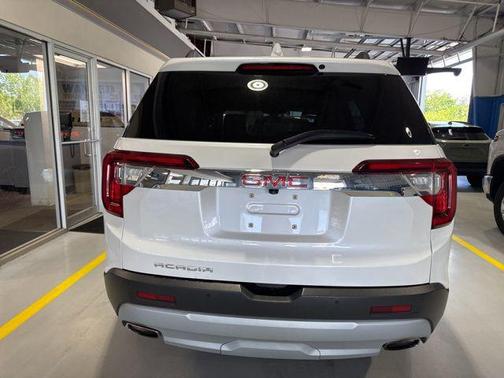 White Frost Tricoat 2023 GMC Acadia FWD SLT