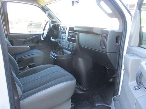 Summit White 2024 Chevrolet Express 2500 Work Van