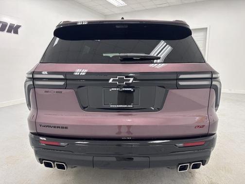 2025 Chevrolet Traverse RS
