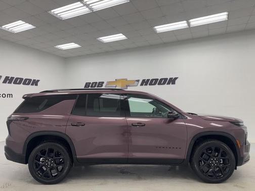 2025 Chevrolet Traverse RS