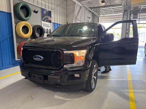 AGATE BLACK 2020 Ford F-150 XL